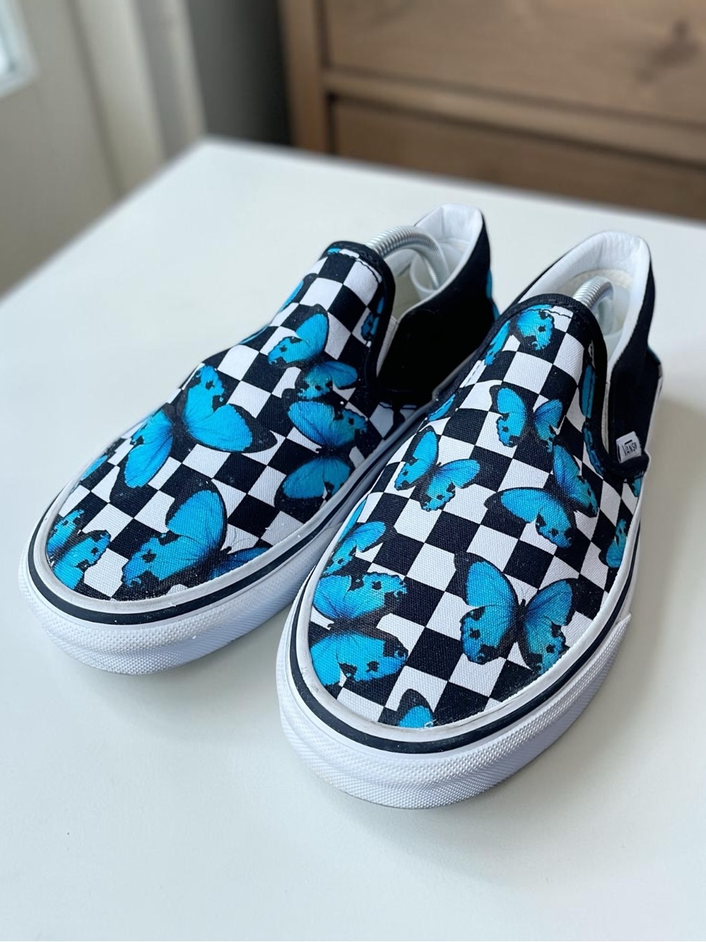 VANS Checkerboard Blue Butterfly Slipon Lowtop Unisex Sneakers, W7, M5.5
